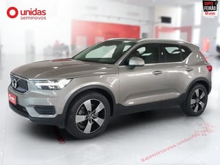 Foto de um volvo xc40 2022 1.5 t5 recharge inscription expression geartronic.