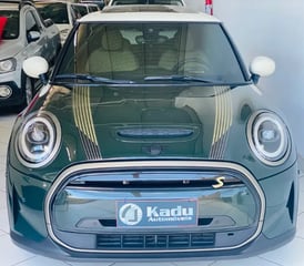 Foto de um mini cooper / 2023 se resolute edition com apenas 10 mil km.