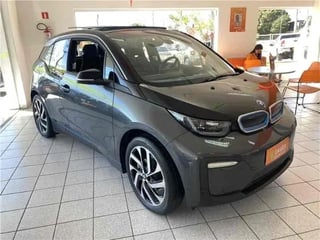 Foto de um bmw i3 bev full 0.7 4p abaixo da fipe.