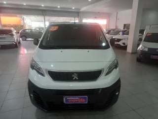 Foto de um peugeot expert e-.