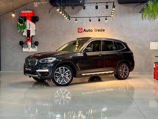 Foto de um bmw x3 2.0.