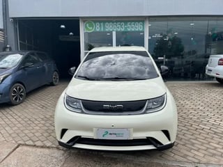 Foto de um byd dolphin ano 23/24 com apenas 8.000 km.