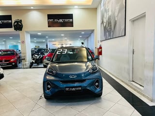 Foto de um chery icar 45 kw elétrico * carregamento em tomada doméstica *.