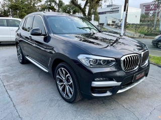 Foto de um bmw x3 xdrive 30e x-line turbo aut. (híb.) 3.0.