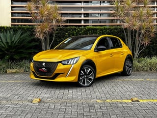 Foto de um peugeot e-208 gt 5p aut. (elétrico) (elétrico).