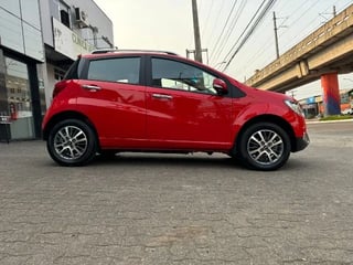 Foto de um jac iev 20 2021 baixíssima km.