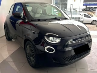 Foto de um fiat 500e s   2022 icon eletrico aut (81) 9 8691.1358 saulo silva.