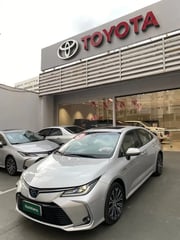 Foto de um toyota corolla 1.8  hybrid flex altis premium cvt.