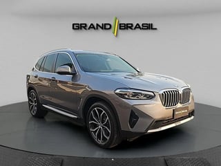 Foto de um bmw x3 xdrive30e x line 2.0 turbo (aut.) (híb.).