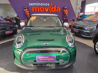 Foto de um mini cooper se exclusive (elétrico) (aut).