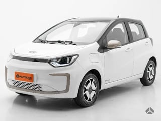 Foto de um jac e-js1 -  elétrico 2023.