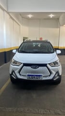 Foto de um jac iev 40 eletrico automatico.