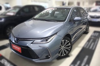 Foto de um toyota corolla altis premium hybrid 1.8.