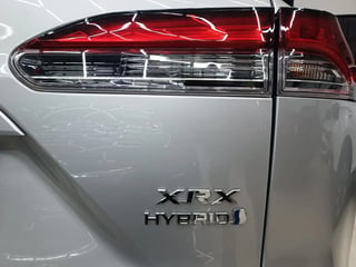 Foto de um toyota corolla cross 2024 1.8 vvt-i hybrid flex xrv cvt.