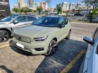 Foto de um volvo xc40 p8 pure 2022- falar com ramon araújo.