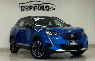 Foto de um peugeot e-2008 gt elétrico 136 cv 2023 automático.