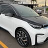 Foto de um bmw i3.