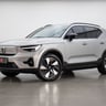 Foto de um volvo xc40.