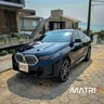 Foto de um bmw x6.