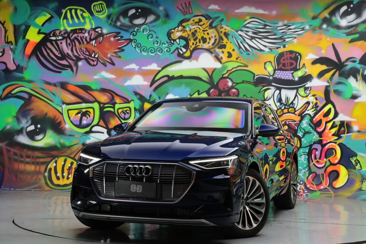 Audi E-tron
