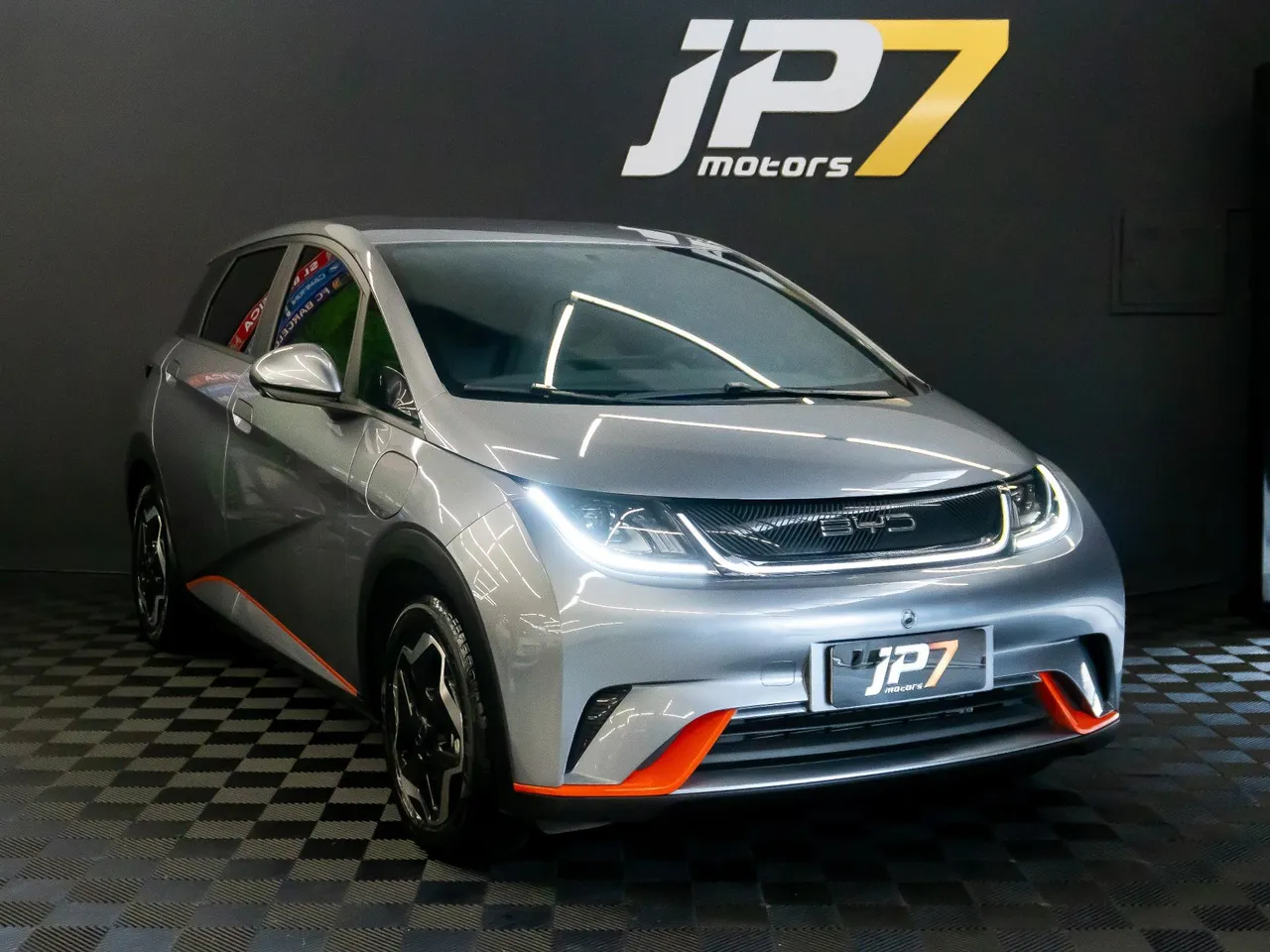 BYD Dolphin
