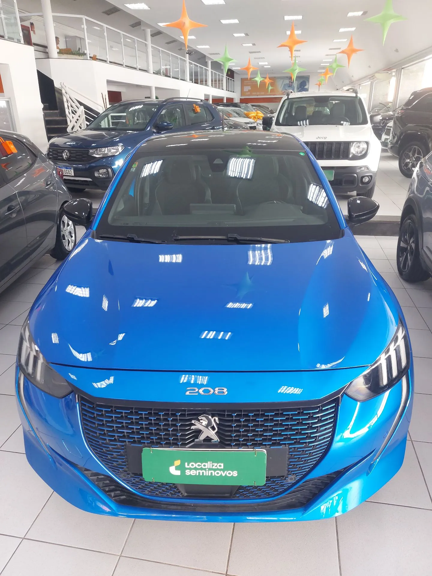 Peugeot E-208