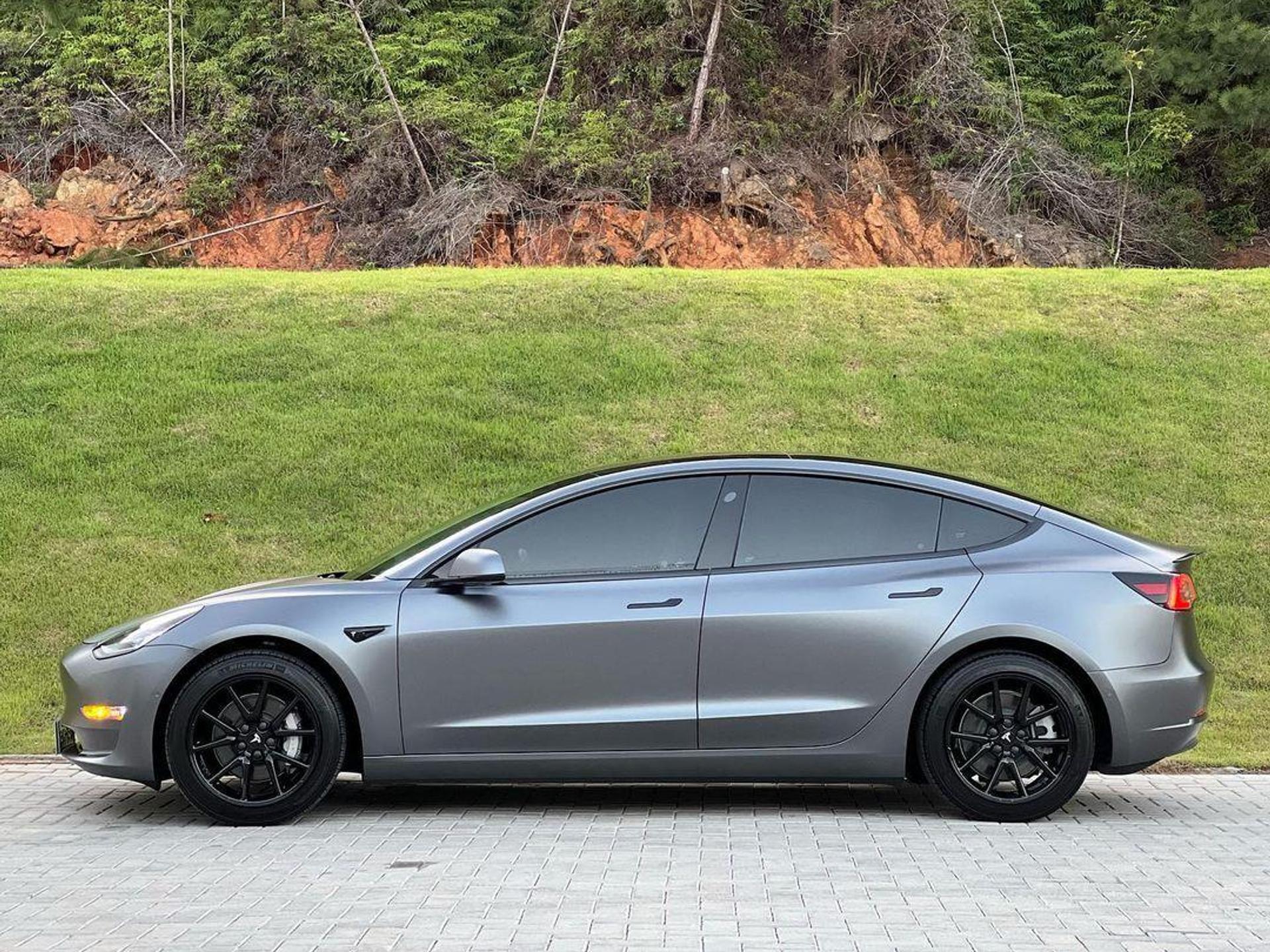 Tesla Model 3 - Imagem 5