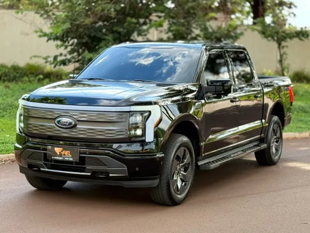 Ford F-150 Lightning - Imagem 3