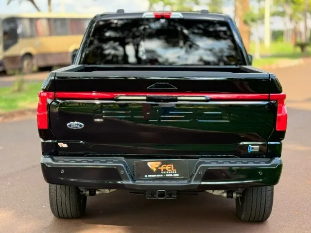 Ford F-150 Lightning - Imagem 10