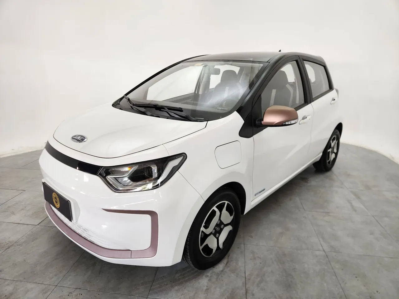 JAC E-JS1