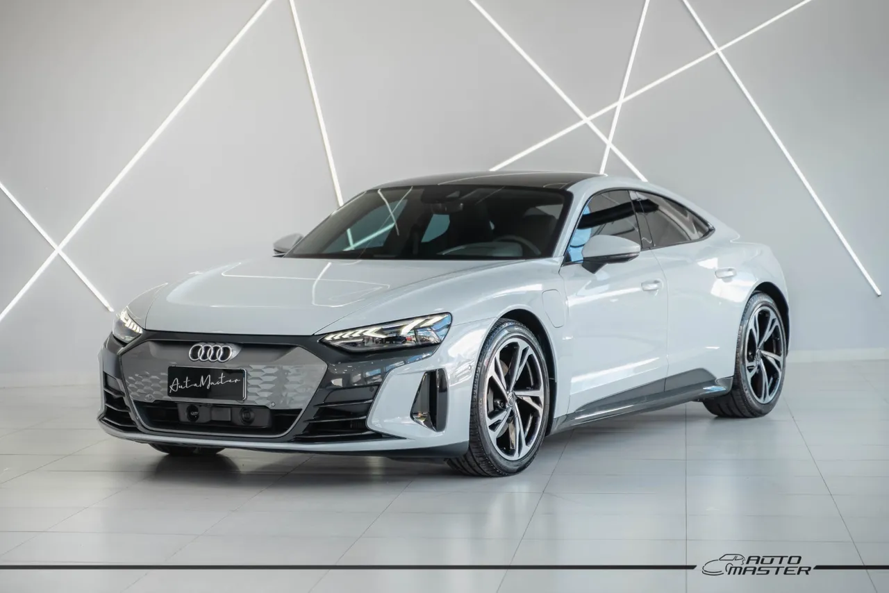 Audi E-tron  GT