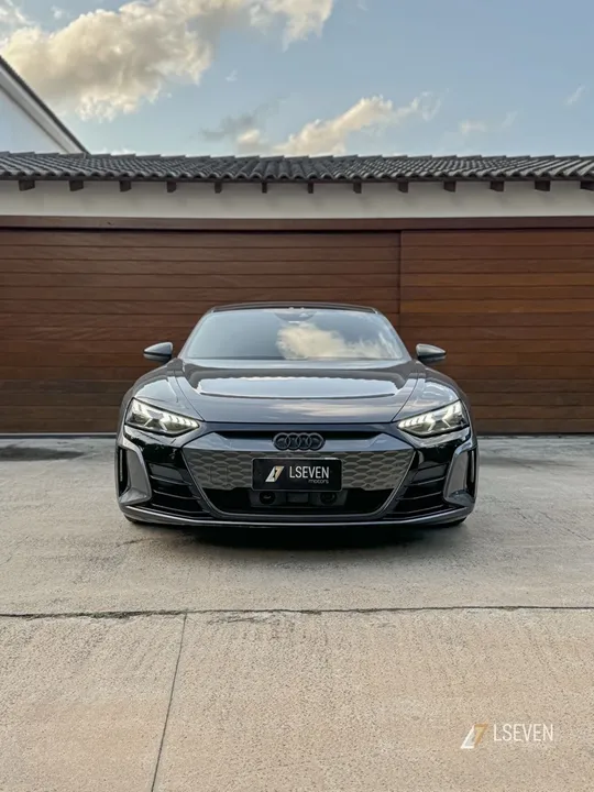 Audi Rs E-tron  GT