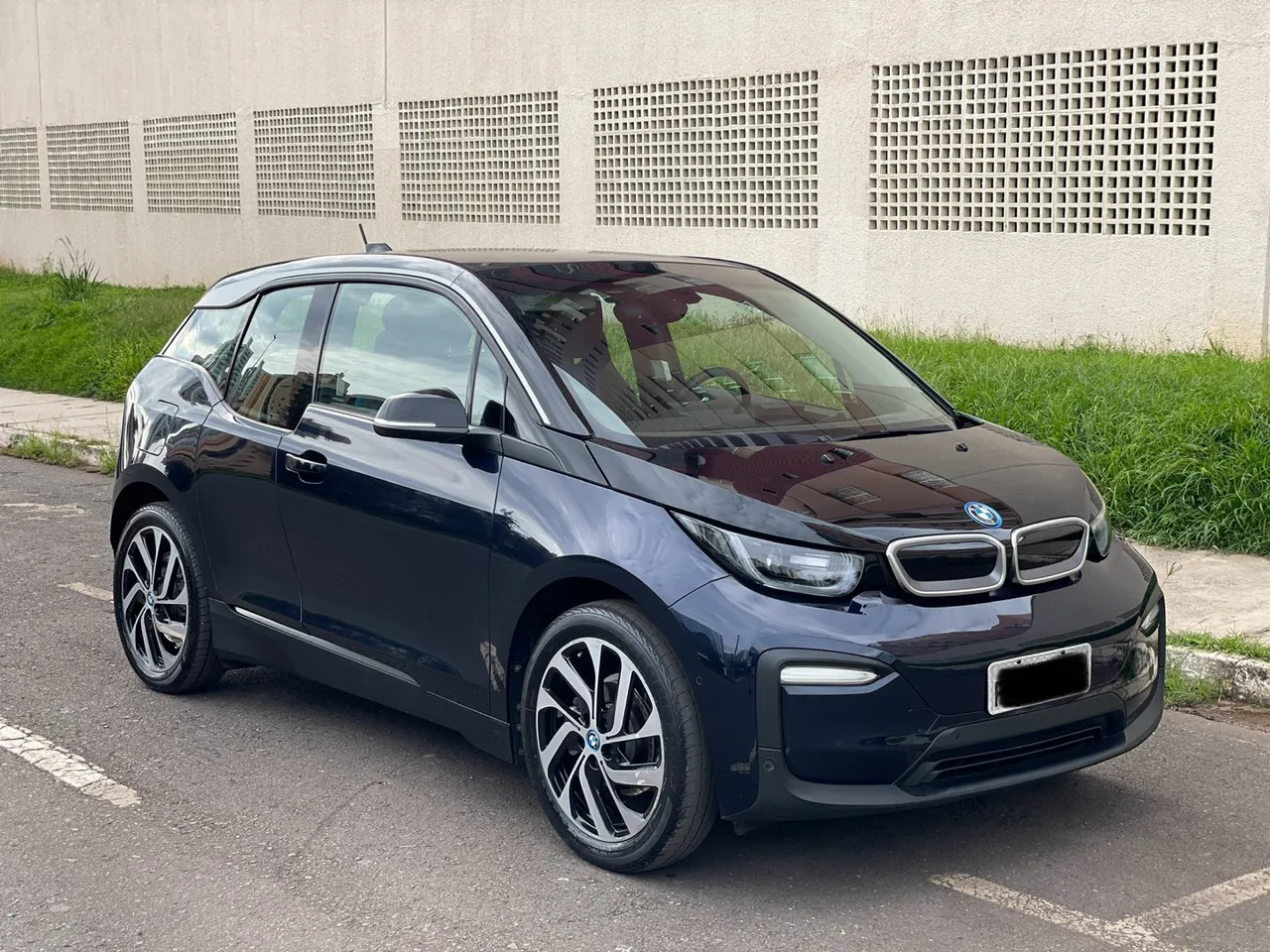 BMW I3