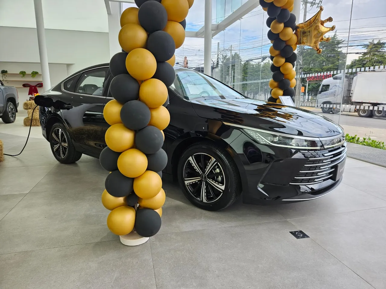 BYD King Dm-i Plug-in Hybrid
