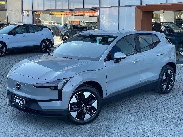 Volvo EX30