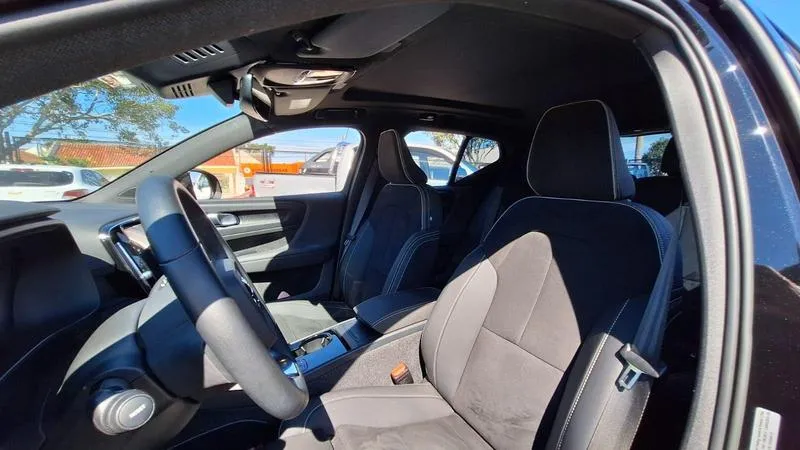 Volvo XC40 Recharge - Imagem 23