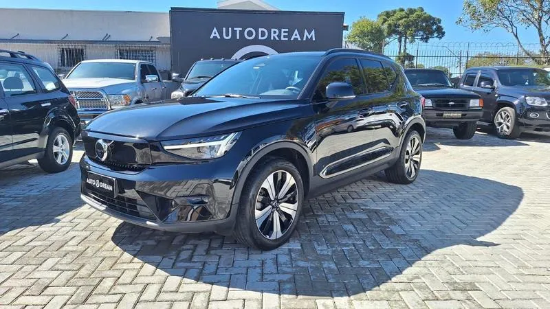 Volvo XC40 Recharge - Imagem 4