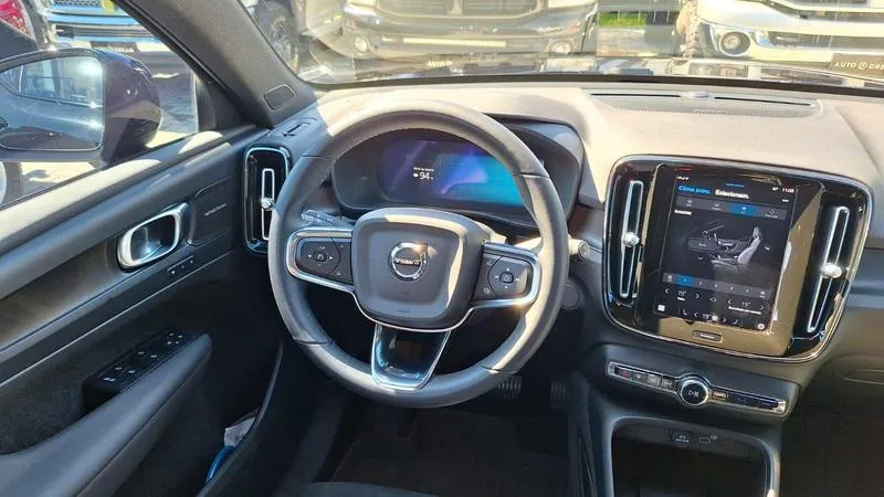 Volvo XC40 Recharge - Imagem 20