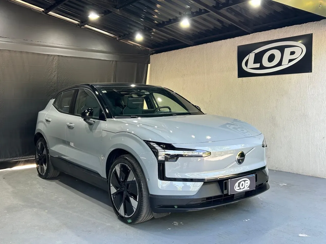 Volvo EX30