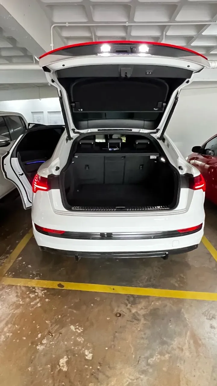 Audi E-tron Sportback - Imagem 11