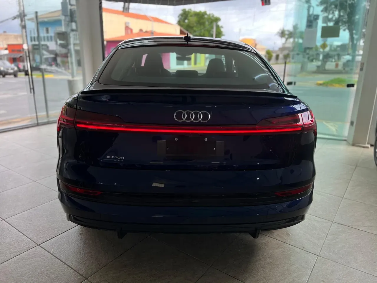 Audi E-tron S Sportback - Miniatura 6