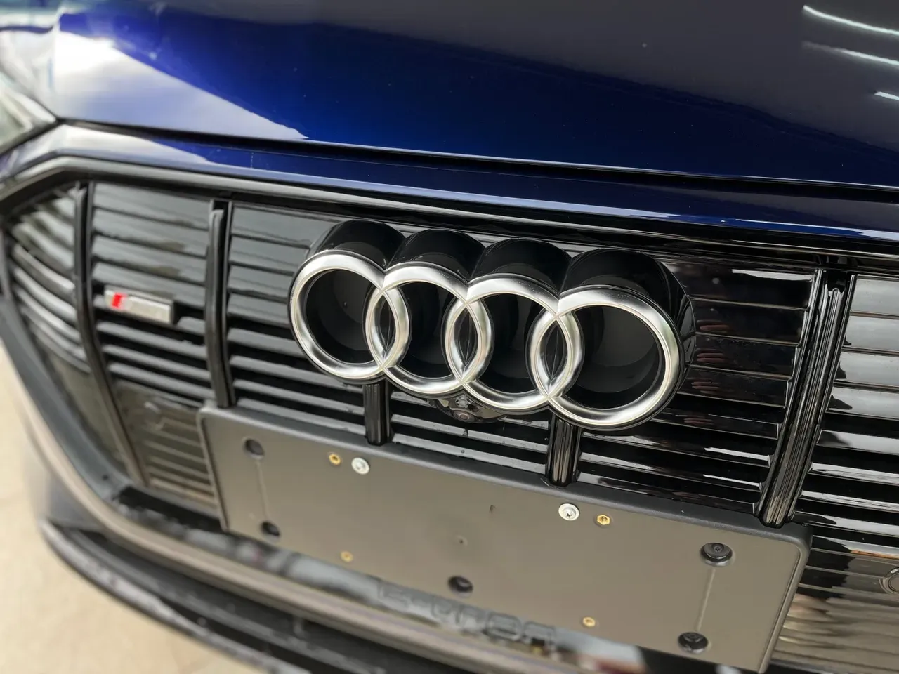 Audi E-tron S Sportback - Miniatura 12