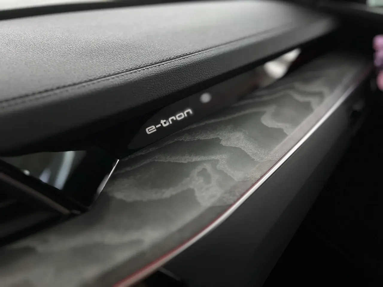 Audi E-tron S Sportback - Miniatura 16