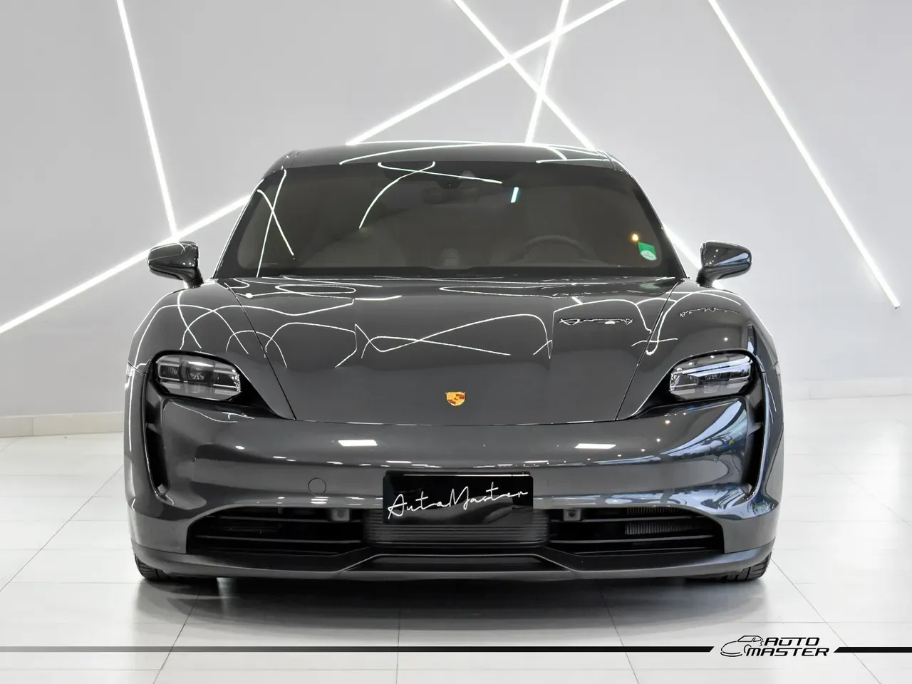 Porsche Taycan - Miniatura 3