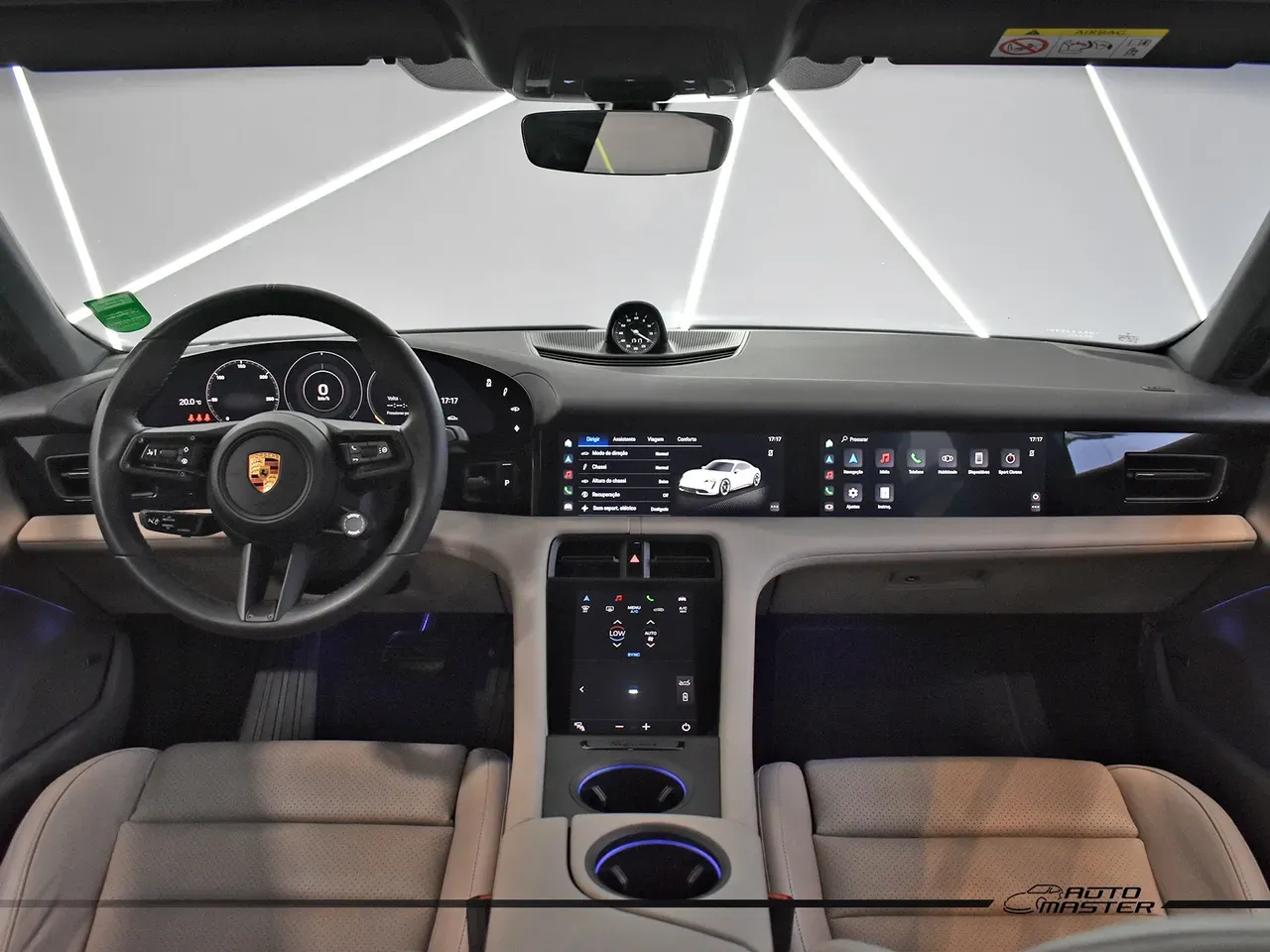 Porsche Taycan - Miniatura 10