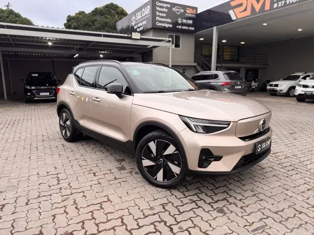 Volvo XC40 Recharge - Miniatura 3