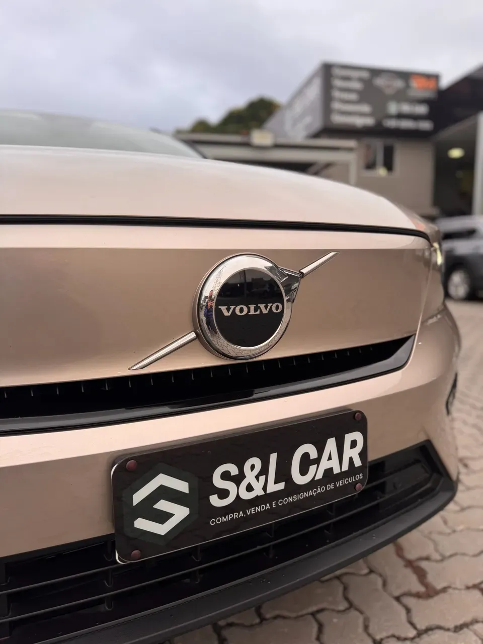 Volvo XC40 Recharge - Miniatura 4