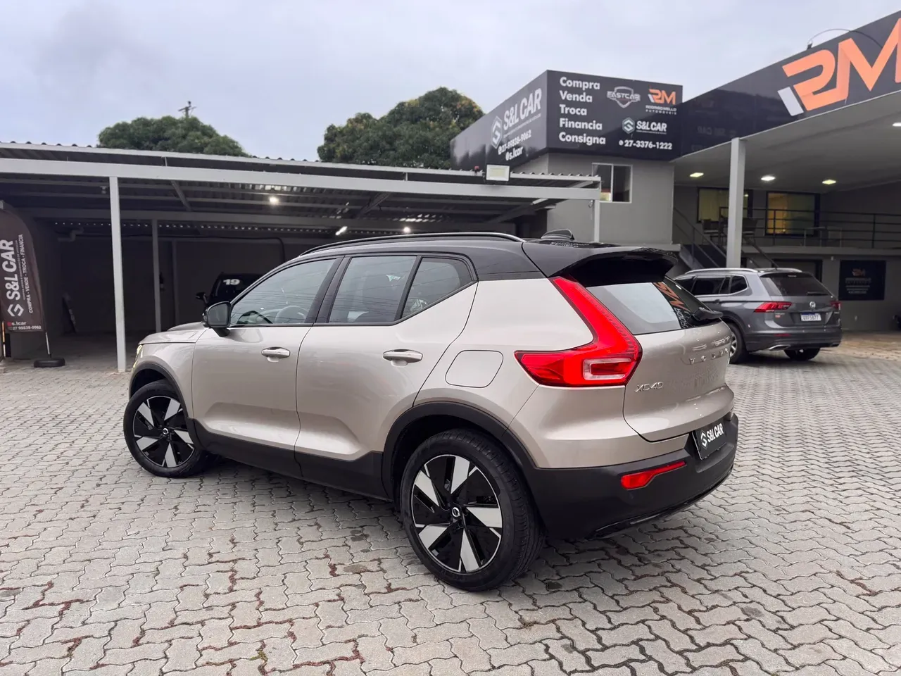 Volvo XC40 Recharge - Miniatura 11