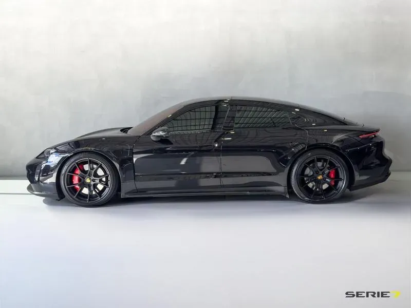 Porsche Taycan - Miniatura 2