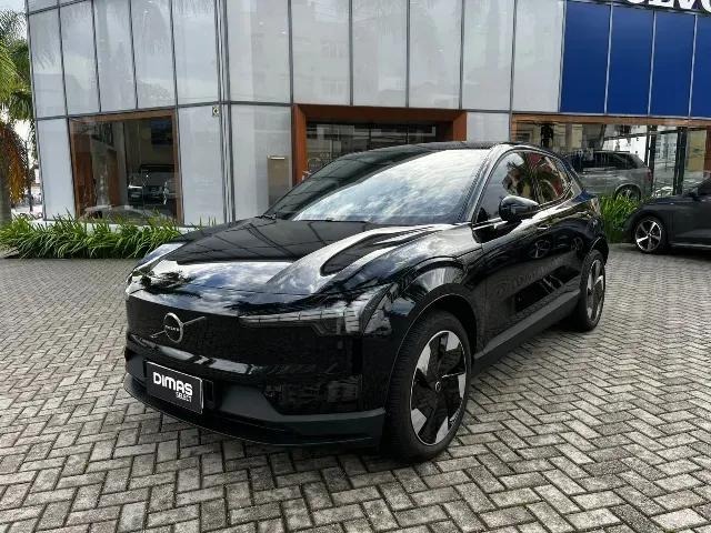 Volvo EX30